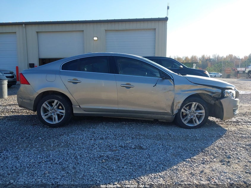 2015 VOLVO S60 T5 PREMIER - YV140MFBXF1306010