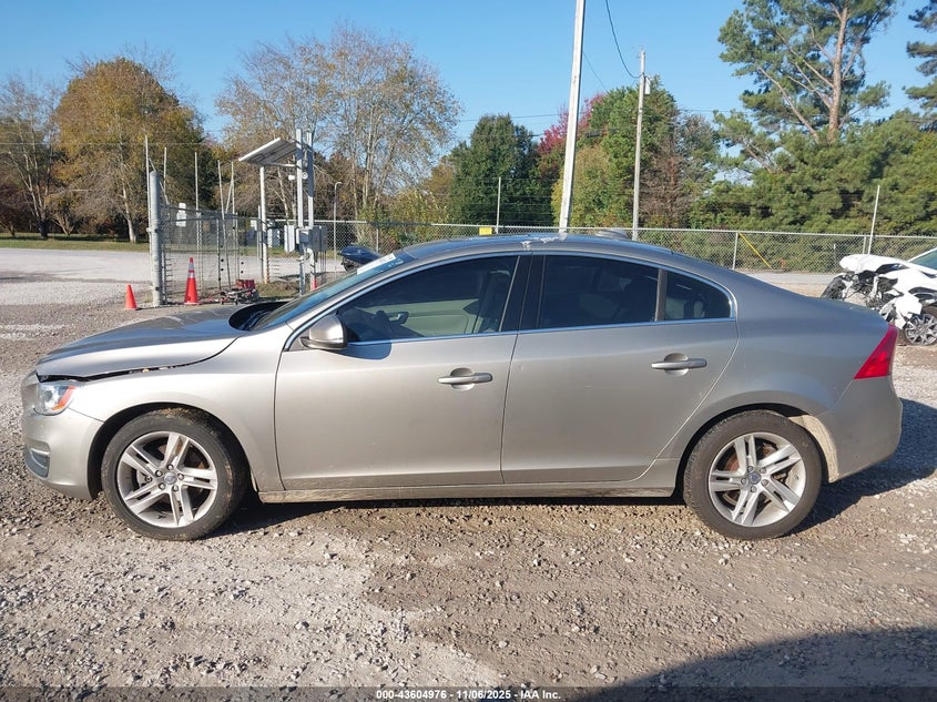 2015 VOLVO S60 T5 PREMIER - YV140MFBXF1306010