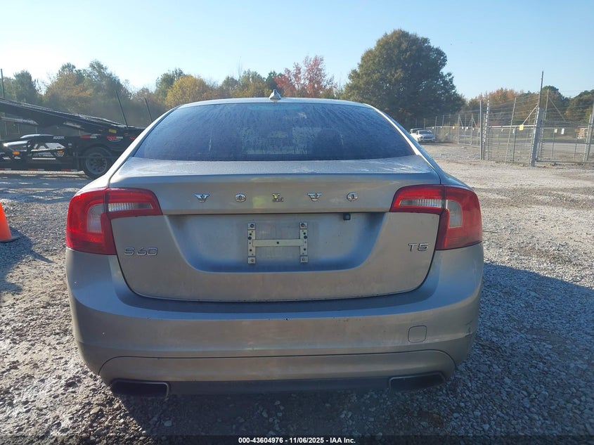 2015 VOLVO S60 T5 PREMIER - YV140MFBXF1306010