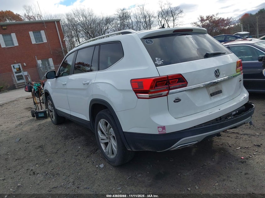 2018 VOLKSWAGEN ATLAS 3.6L V6 SE/3.6L V6 SE W/TECHNOLOGY — Photo 3