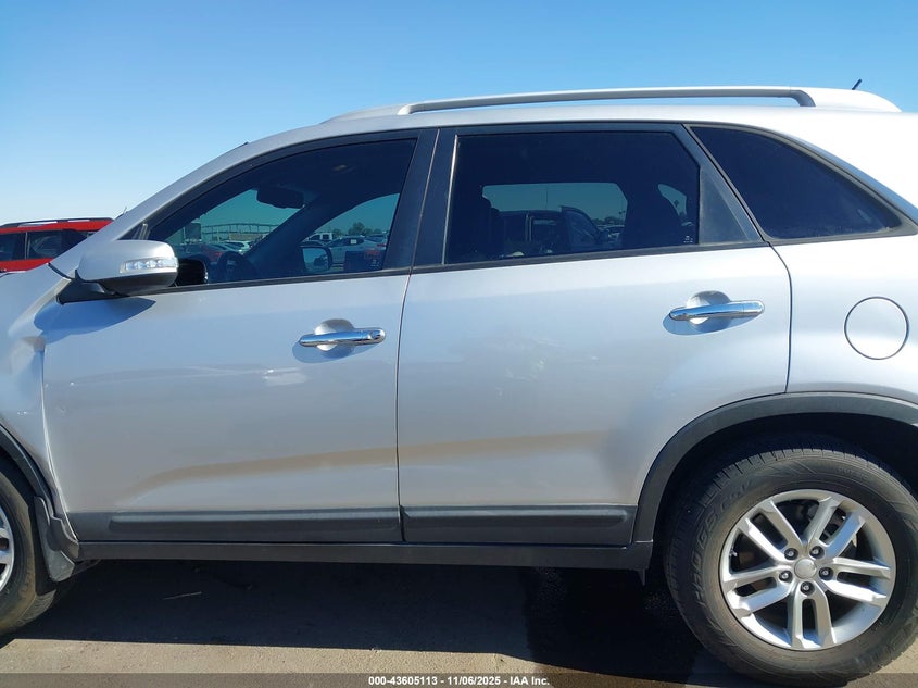 2014 KIA SORENTO LX - 5XYKT3A67EG518709