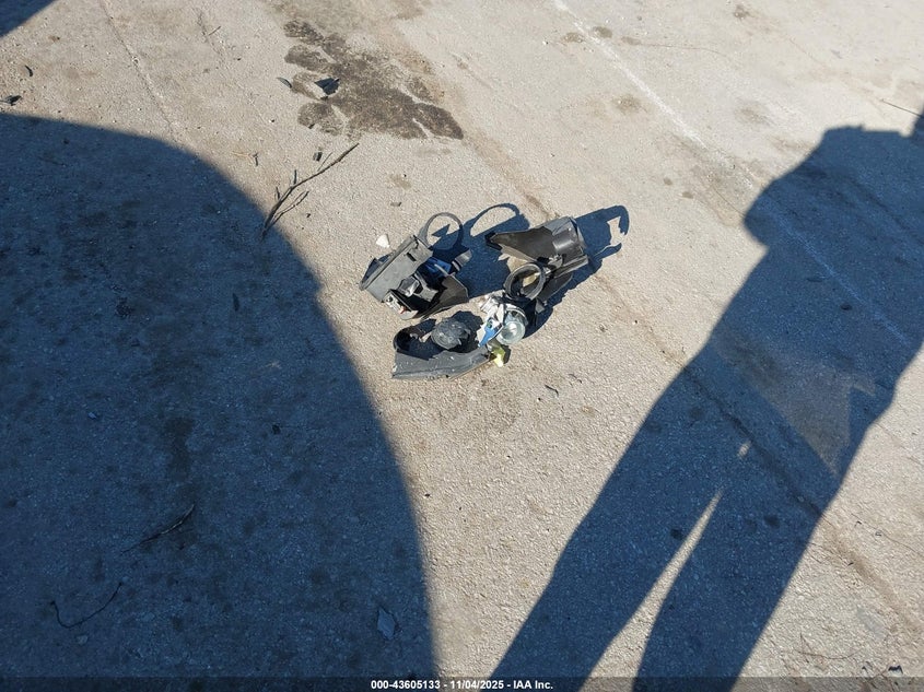 2003 Cadillac Cts Standard VIN: 1G6DM57N830108541 Lot: 43605133