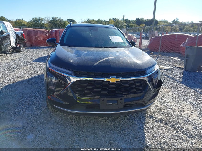 VIN KL77LHE28RC238976 2024 CHEVROLET TRAX FWD LT
