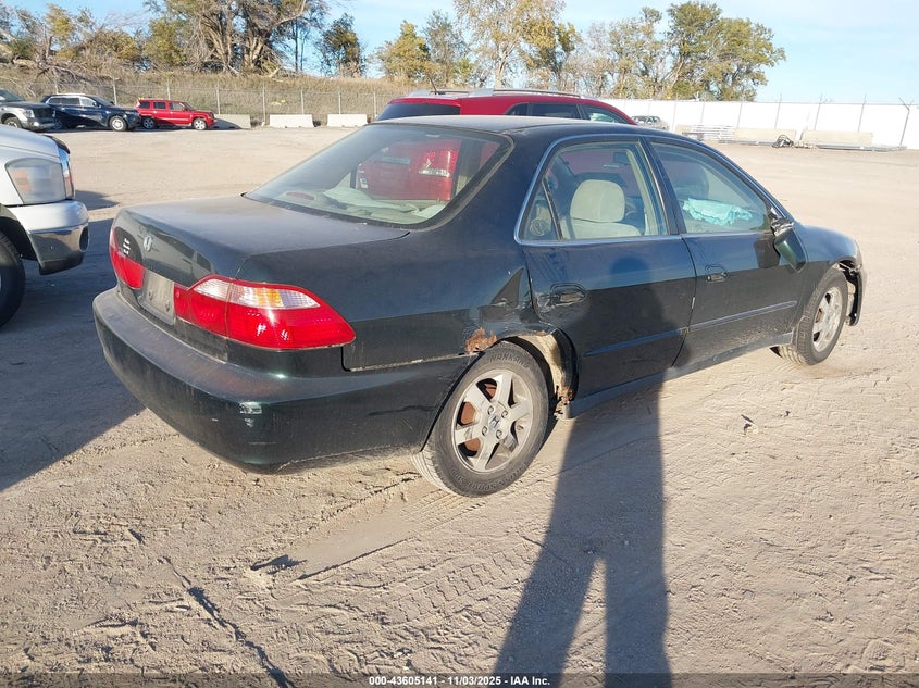 JHMCG5672YC031799 2000 HONDA ACCORD photo no. 4