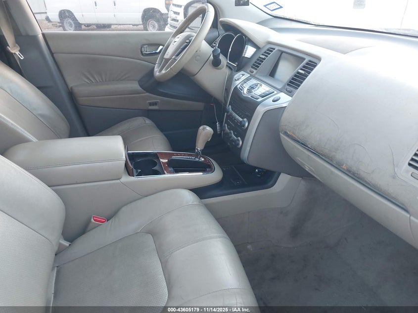 JN8AZ1MU9AW000983 2010 NISSAN MURANO photo no. 5