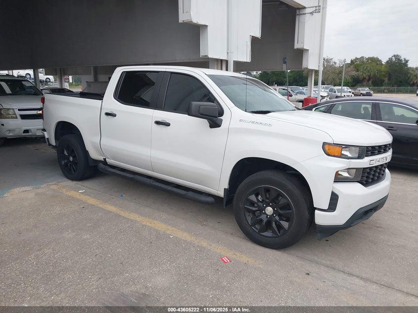 CHEVROLET SILVERADO 1500 2WD SHORT BED CUSTOM