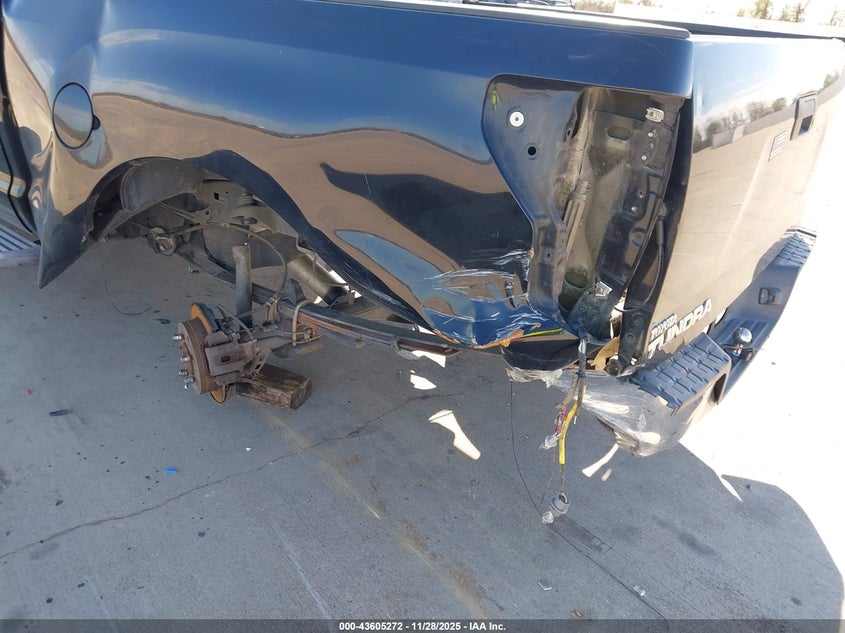 2008 Toyota Tundra Base 4.7L V8 VIN: 5TFRT54158X023632 Lot: 43605272