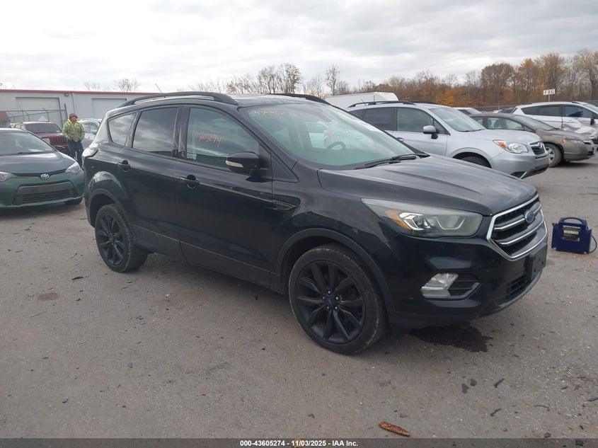 FORD ESCAPE TITANIUM