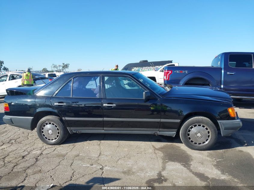 1987 Mercedes-Benz 300 Dt VIN: WDBEB33D9HA418223 Lot: 43605301