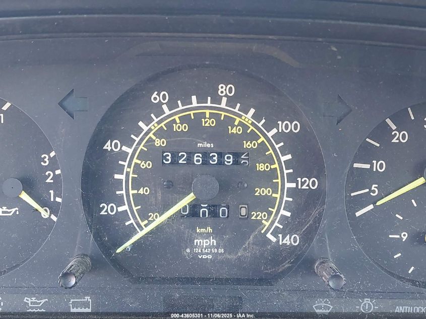 1987 Mercedes-Benz 300 Dt VIN: WDBEB33D9HA418223 Lot: 43605301