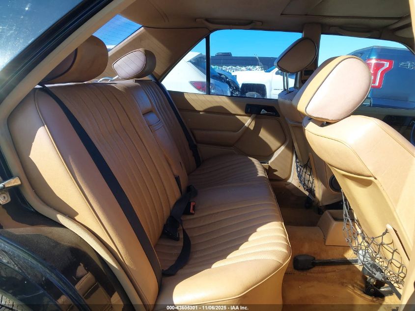 1987 Mercedes-Benz 300 Dt VIN: WDBEB33D9HA418223 Lot: 43605301