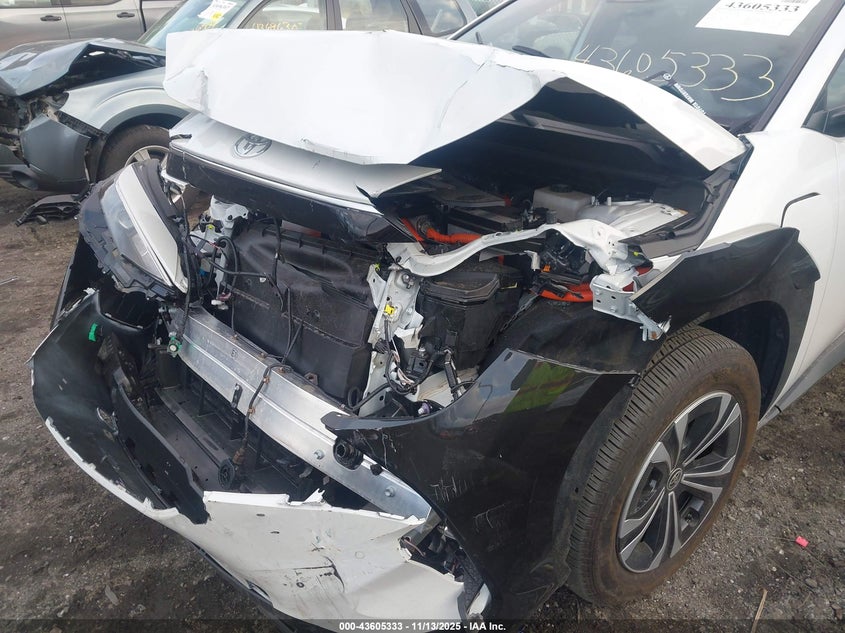 2024 Toyota Bz4X Xle VIN: JTMABACA1RA078061 Lot: 43605333