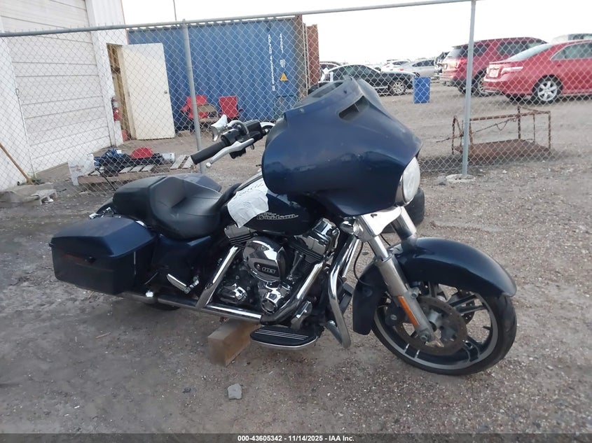 2014 HARLEY-DAVIDSON FLHX STREET GLIDE - 1HD1KBM15EB690660