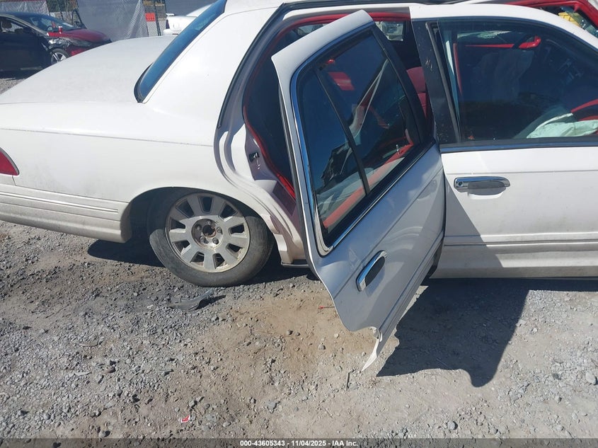 1997 Mercury Grand Marquis Gs VIN: 2MELM74W2VX717743 Lot: 43605343