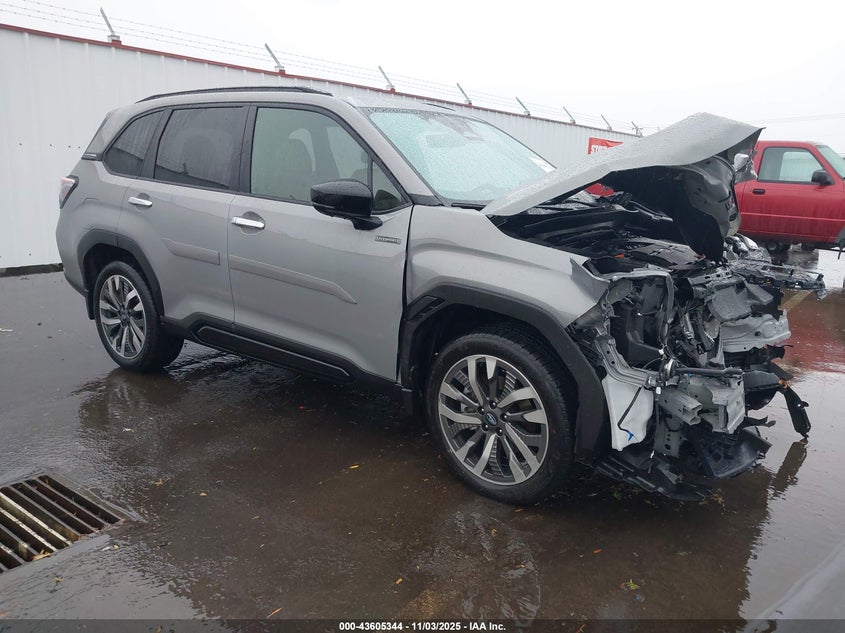 SUBARU FORESTER TOURING