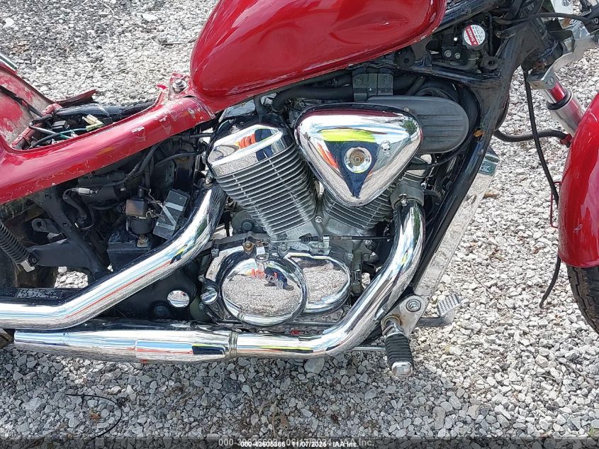 JH2PC2134TM300140 1996 HONDA VT photo no. 8