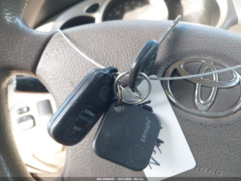 2004 Toyota Highlander V6 VIN: JTEDP21A540037899 Lot: 43605397