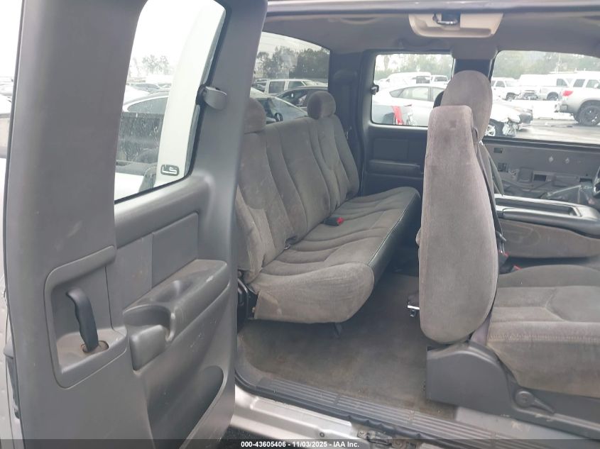 2005 Chevrolet Silverado 1500 Ls VIN: 2GCEC19V151110228 Lot: 43605406