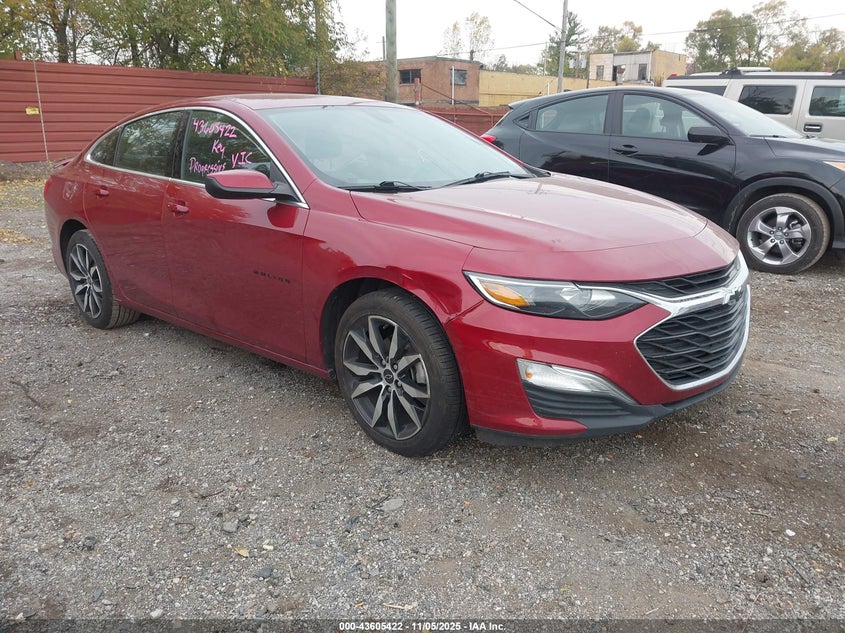 CHEVROLET MALIBU FWD RS