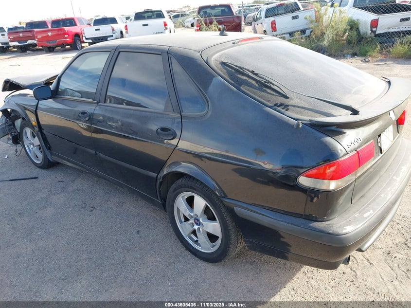 YS3DF55KX22012826 2002 SAAB 9-3 photo no. 3