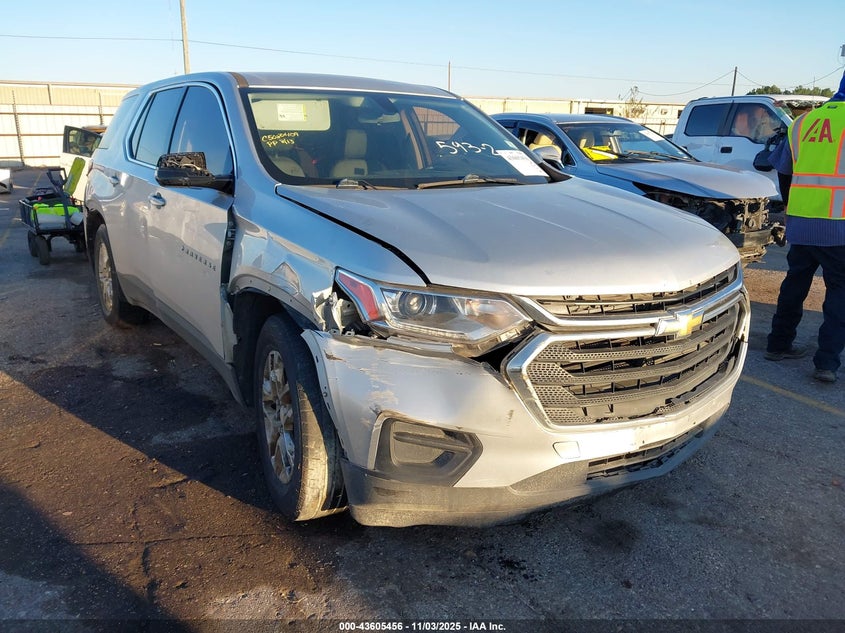 CHEVROLET TRAVERSE LS