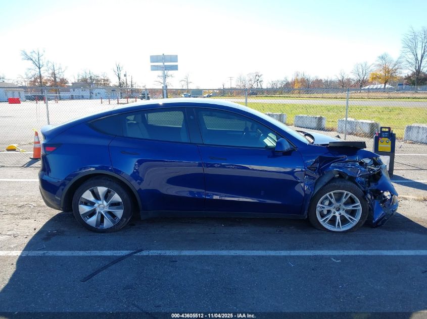 2023 Tesla Model Y Awd/Long Range Dual Motor All-Wheel Drive VIN: 7SAYGAEE9PF842407 Lot: 43605512