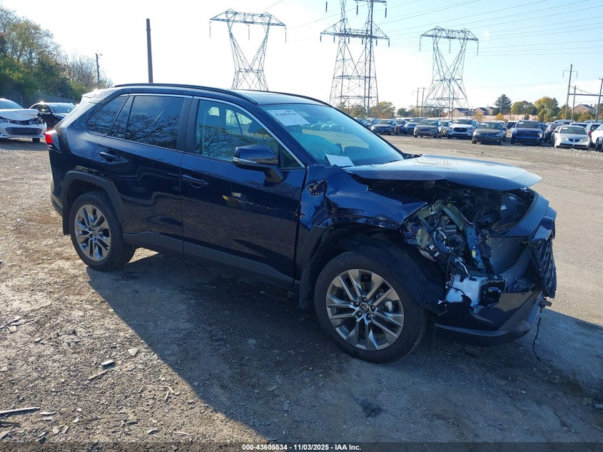 TOYOTA RAV4 XLE PREMIUM