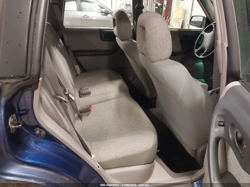 2001 Subaru Forester L VIN: JF1SF63541H757994 Lot: 43605547