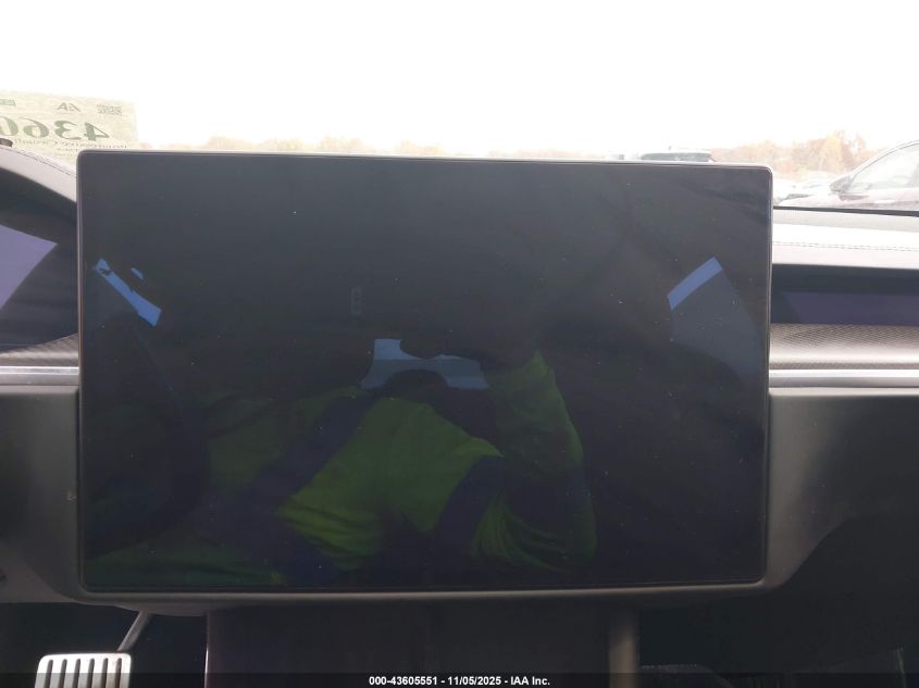 2022 Tesla Model S Plaid Tri Motor All-Wheel Drive VIN: 5YJSA1E68NF477048 Lot: 43605551