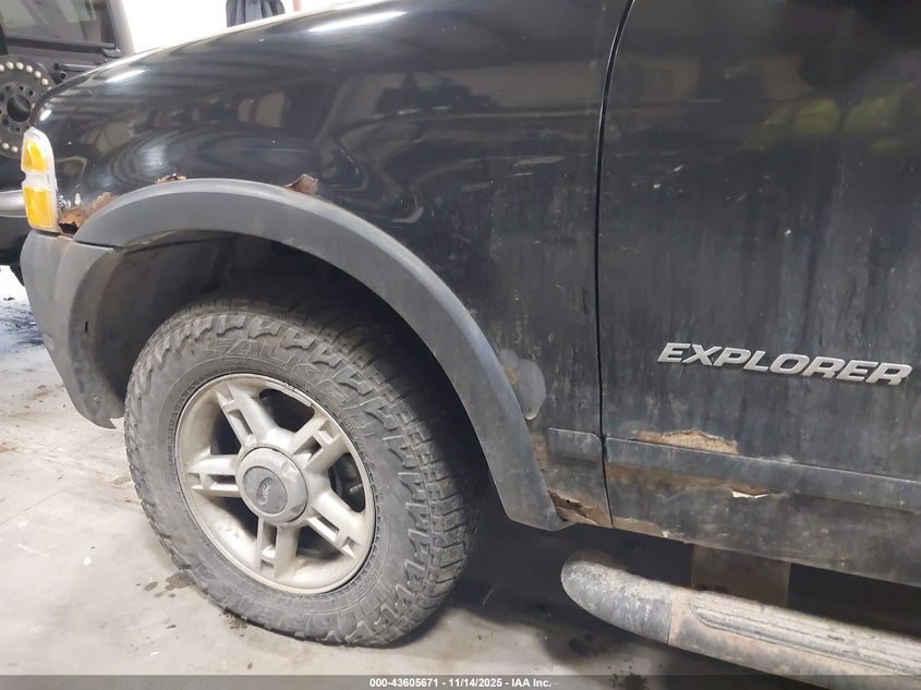 2004 Ford Explorer Xls VIN: 1FMZU72K94ZA09649 Lot: 43605671