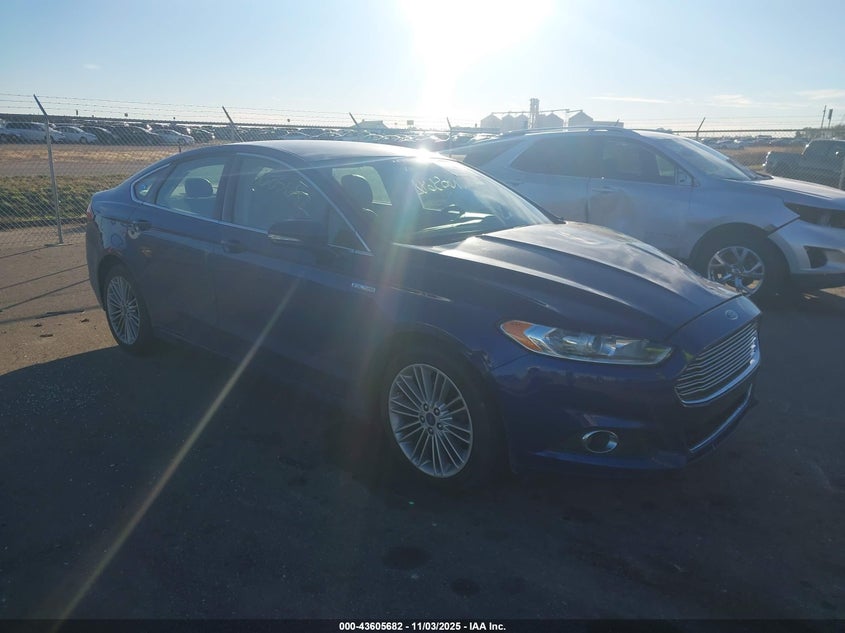 FORD FUSION SE