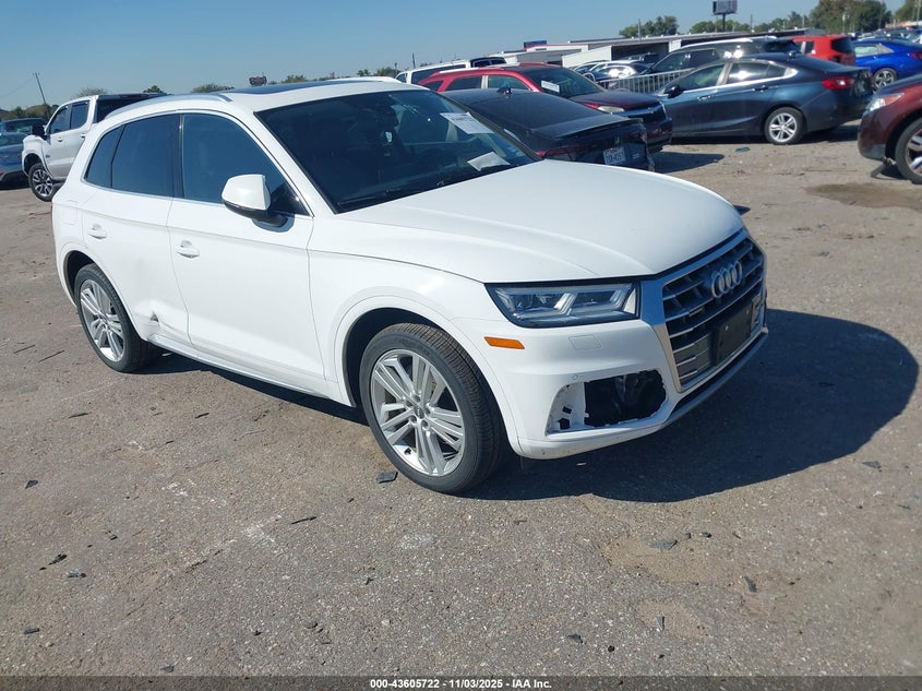 AUDI Q5 2.0T PREMIUM/2.0T TECH PREMIUM