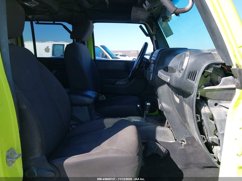 2016 JEEP WRANGLER UNLIMITED SPORT 1C4BJWDG1GL315978