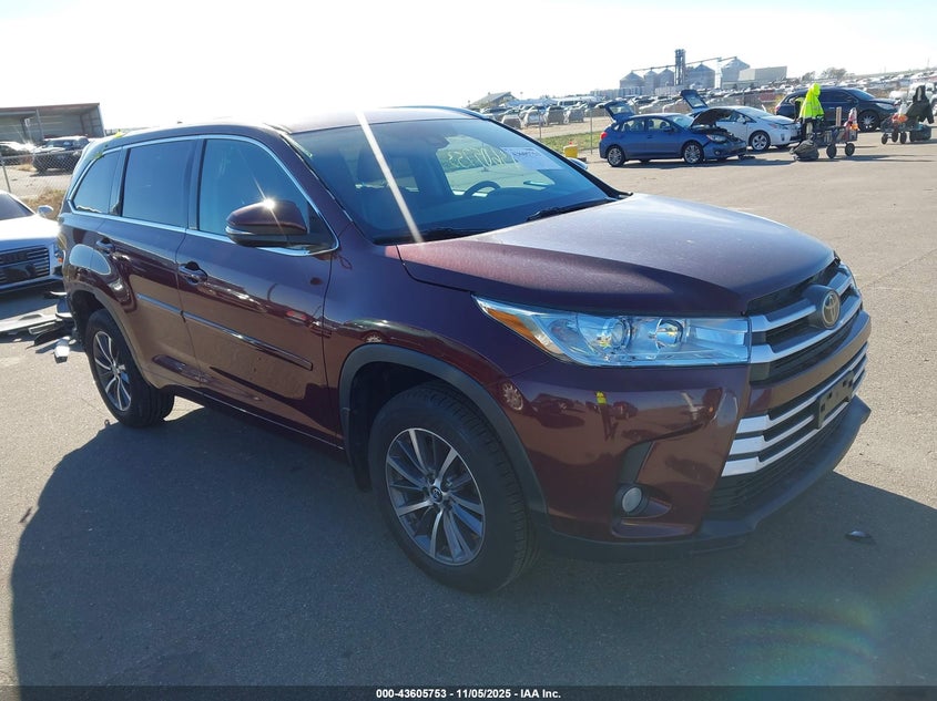 TOYOTA HIGHLANDER XLE
