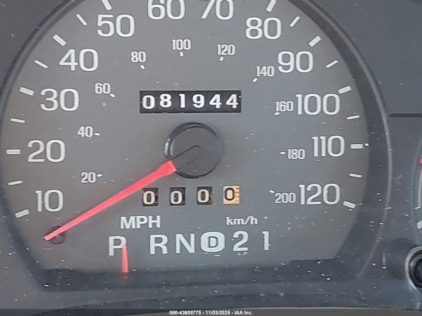 2004 Mercury Grand Marquis Gs VIN: 2MEFM74W24X622627 Lot: 43605775