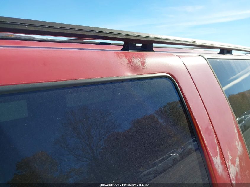 1994 Chevrolet Suburban K1500 VIN: 1GNFK16K3R1405481 Lot: 43605779