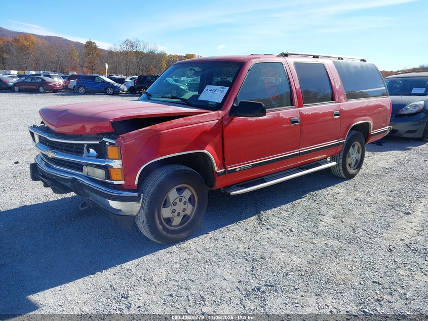 1GNFK16K3R1405481 1994 CHEVROLET SUBURBAN photo no. 2