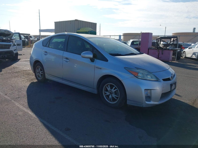 TOYOTA PRIUS IV