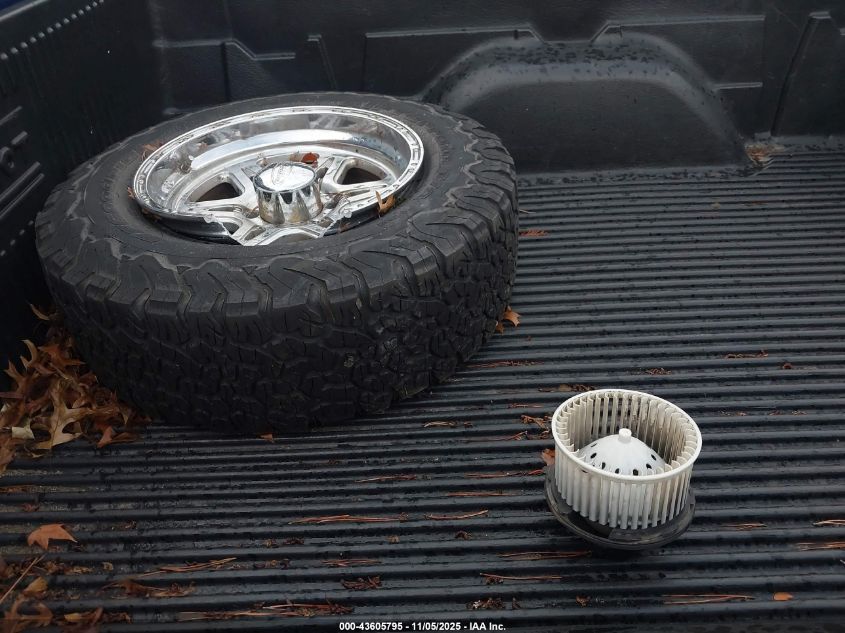 2003 Chevrolet Silverado 1500 Lt VIN: 1GCEK19T13E227725 Lot: 43605795