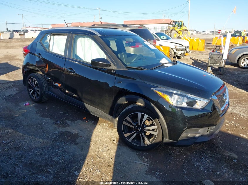 2018 NISSAN KICKS SV - 3N1CP5CU9JL513212