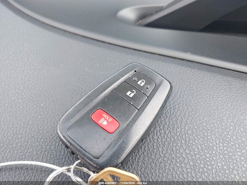 JTDKBRFU4H3041775 2017 TOYOTA PRIUS photo no. 11