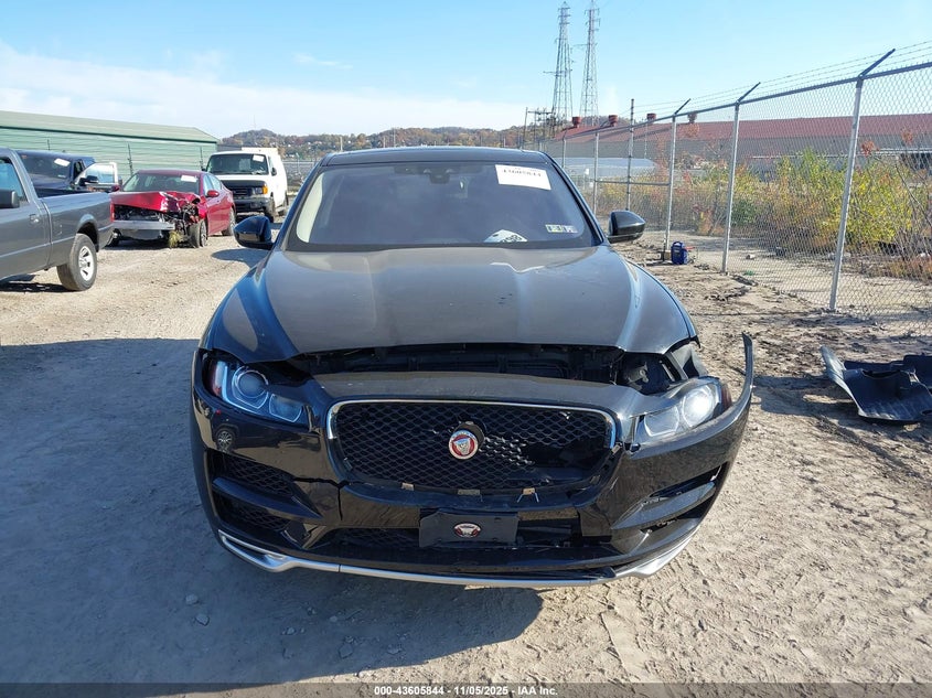 2018 Jaguar F-Pace 30T Premium VIN: SADCJ2GX3JA236229 Lot: 43605844