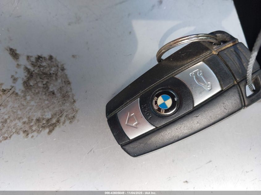 2009 BMW 328I VIN: WBAPH57509NM33868 Lot: 43605849