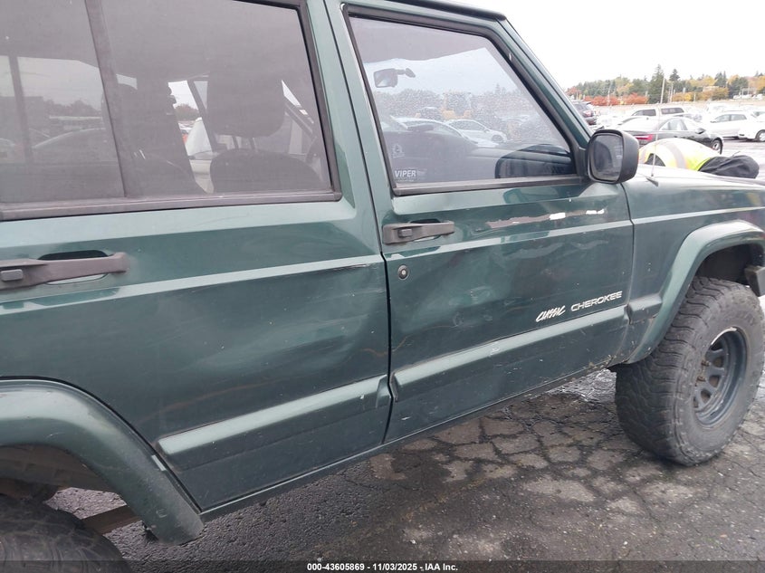 2000 Jeep Cherokee Classic VIN: 1J4FF58S6YL240427 Lot: 43605869