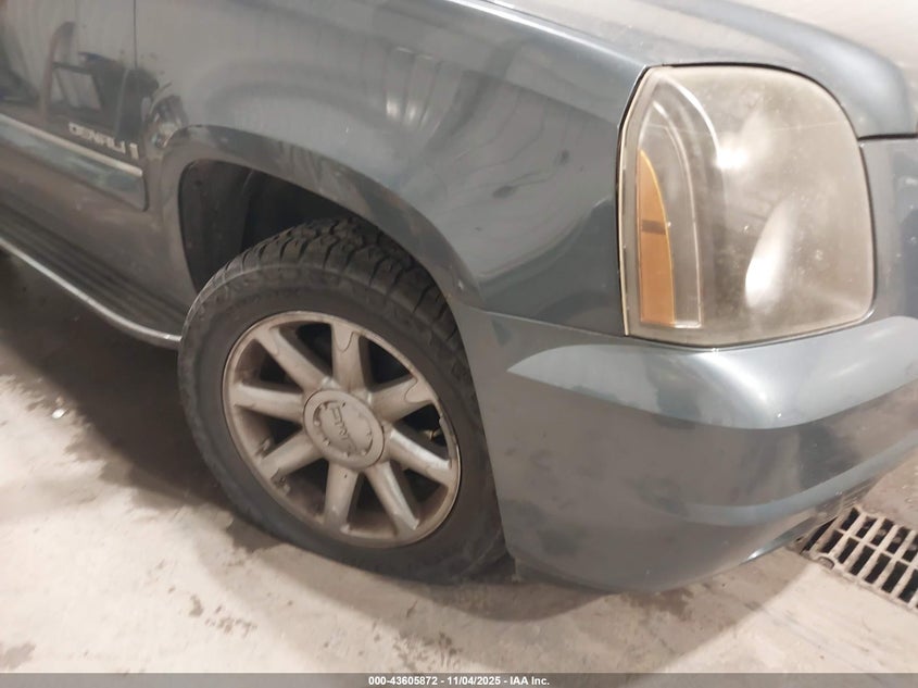 2007 GMC Yukon Denali VIN: 1GKFK63887J373708 Lot: 43605872