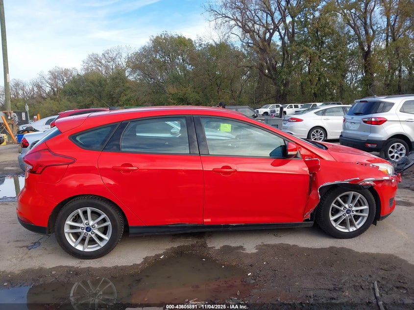 2015 FORD FOCUS SE - 1FADP3K25FL233205
