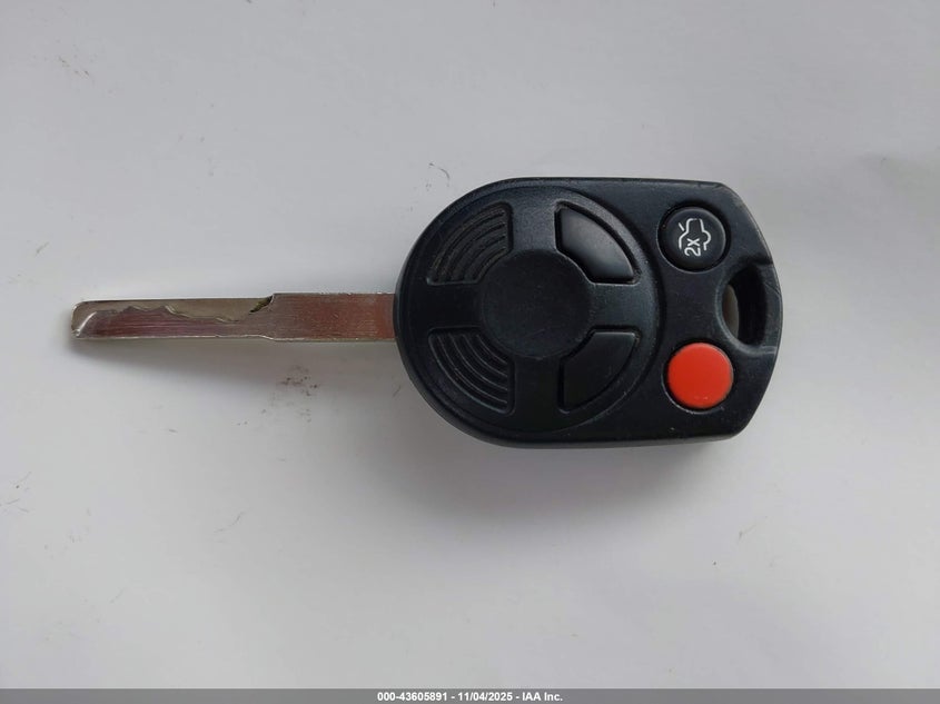 2015 FORD FOCUS SE - 1FADP3K25FL233205