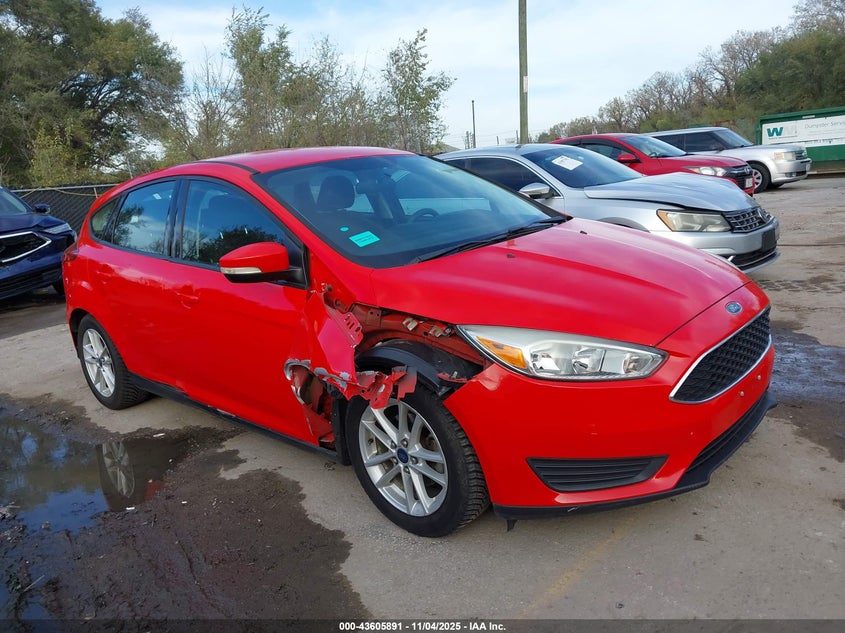 2015 FORD FOCUS SE - 1FADP3K25FL233205