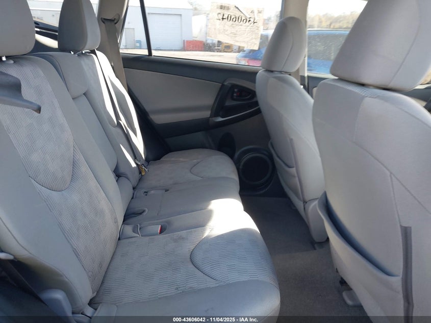 2T3BF4DV6CW226547 2012 TOYOTA RAV 4 photo no. 8