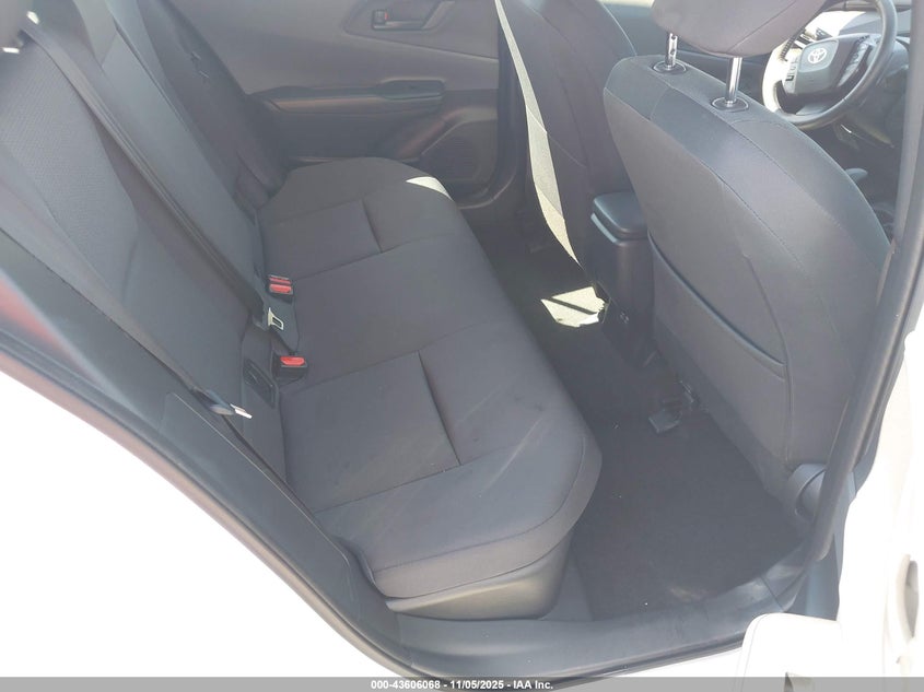 JTDACAAU5S3051031 2025 TOYOTA PRIUS photo no. 8